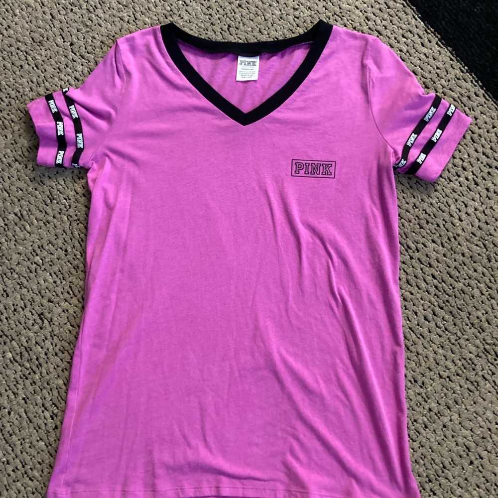 PINK cute & cozy magenta T-Shirt!